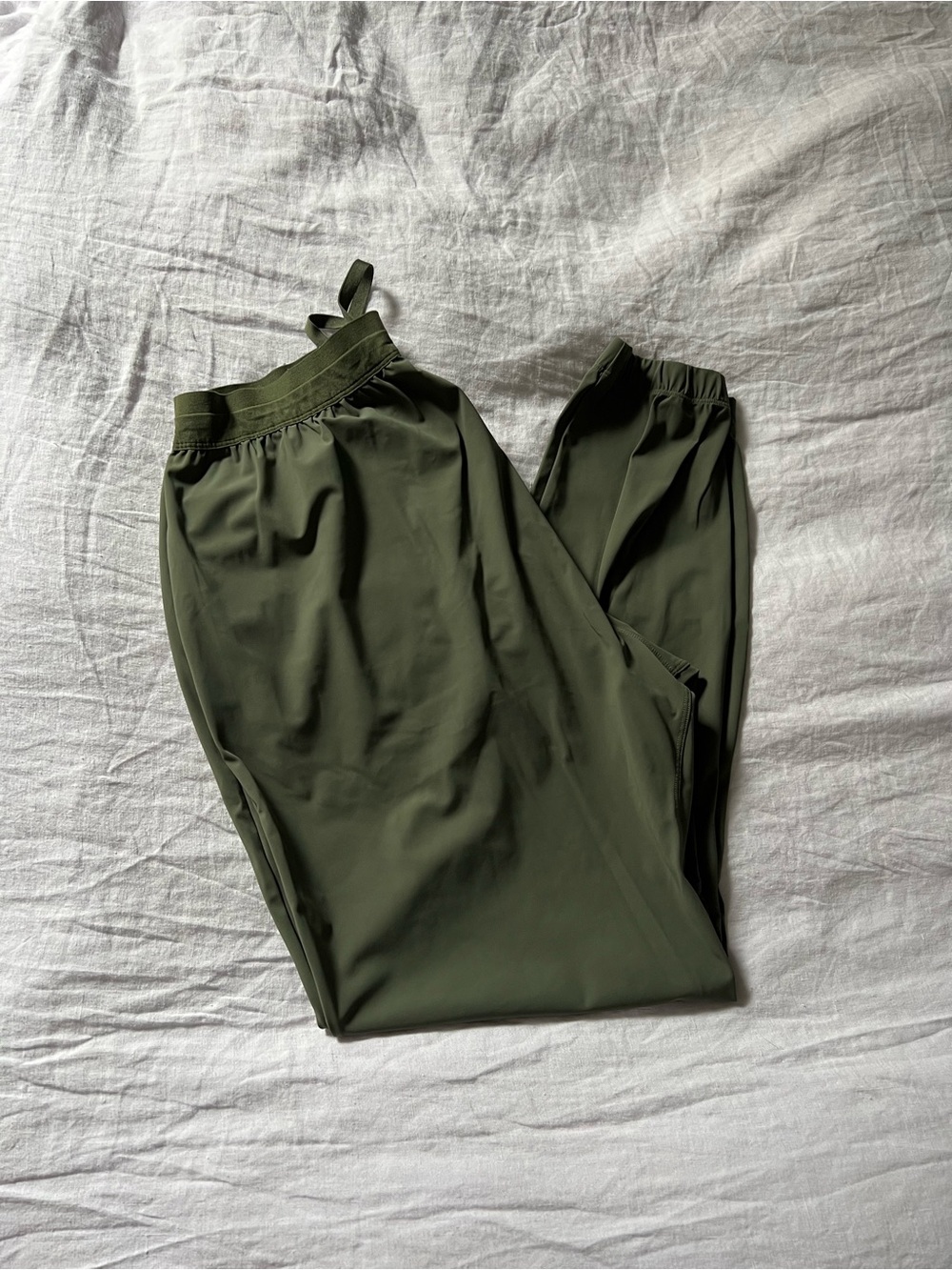 Gymshark Olive Green Men’s Jogger Sweatpants